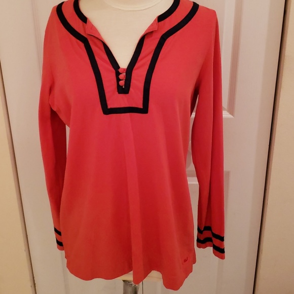 Vineyard Vines Tops - Vineyard Vines Long Sleeve Tee in size medium